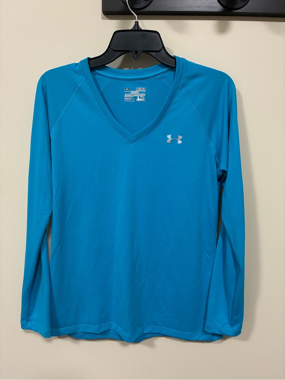 Under Armour Women's V-Neck Long Sleeve Top - Bright Teal medium